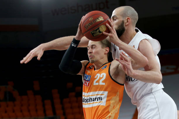 越来越多的 越来越多的