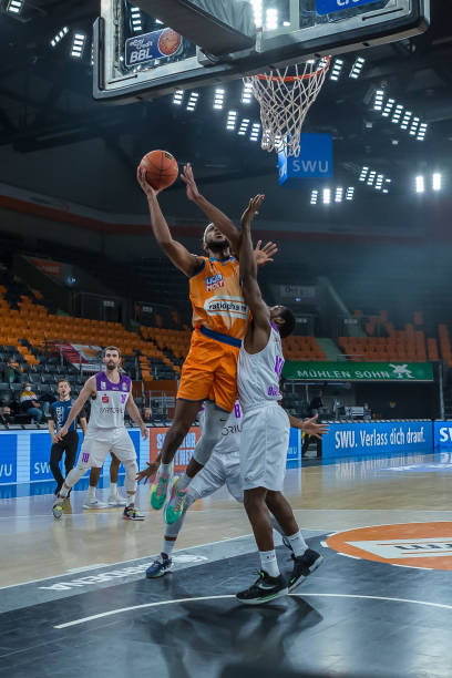 这两名锋线 这两名锋线